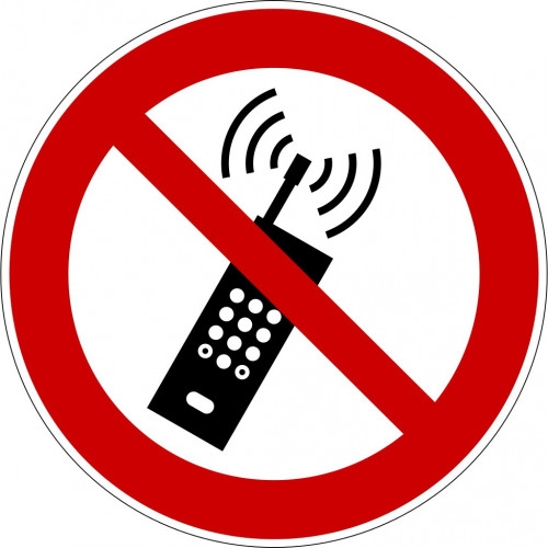 Eingeschaltete Mobiltelefone verboten - P013