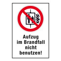 Kombischild „Aufzug im Brandfall nicht benutzen“ - P020